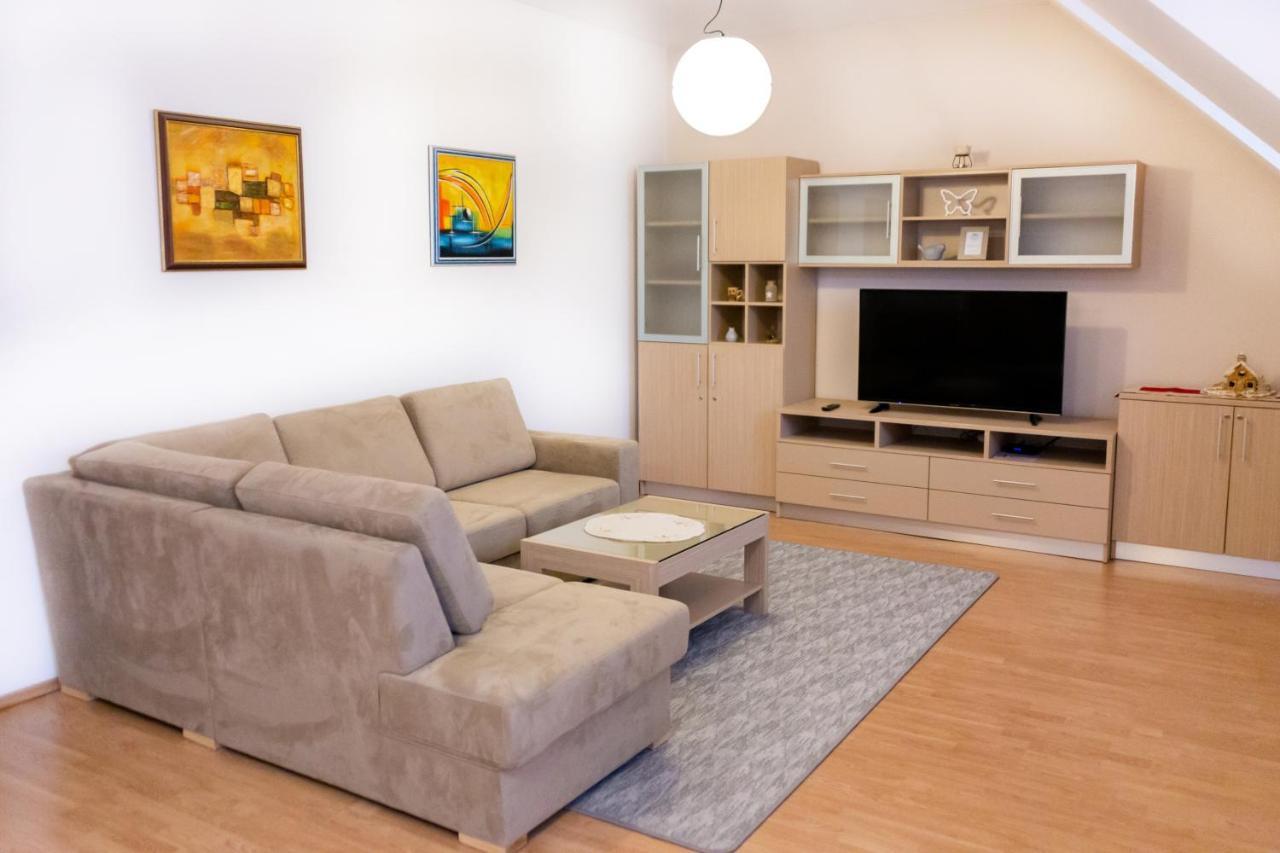Apartment Strsoglavec *